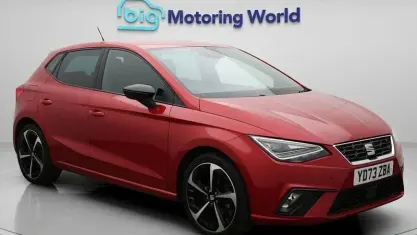 Begagnad Seat Ibiza FR Sport 110 HK (80 kW) 2023 Röd Halvkombi