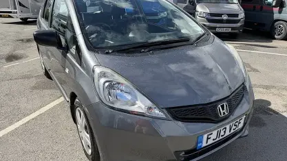 Used Honda Jazz S 90 HP (66 kW) 2015 Hatchback