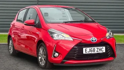 Used Toyota Yaris 101 HP (74 kW) 2020 Hatchback