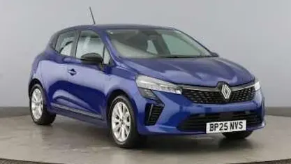 Used Renault Clio Evolution 143 HP (105 kW) 2025 Special metallic  iron blue  Hatchback
