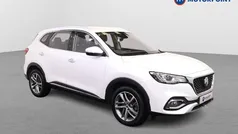 White Used 2022 MG HS Excite SUV | £14,499 (Fair price)