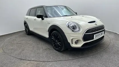 Begagnad Mini Cooper Clubman Classic 192 HK (141 kW) 2020 Kombi
