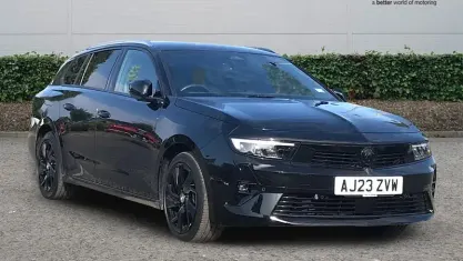 Used Vauxhall Astra 131 HP (96 kW) 2023 Black Estate