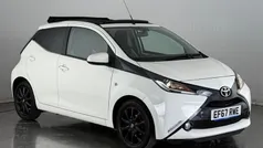 White Used 2017 Toyota Aygo x-style Hatchback | £9,450 (Fair price)