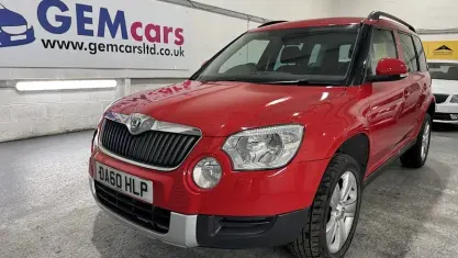 Used Skoda Yeti SE 110 HP (80 kW) 2010 Red SUV