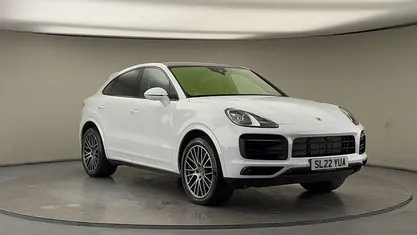 White Used 2022 Porsche Cayenne Platinum Edition SUV | £59,000 (Fair price)