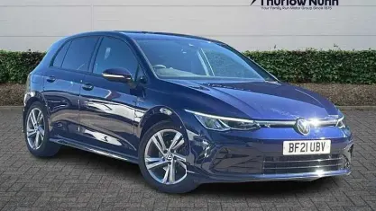 Used VW Golf VIII R-line 131 HP (96 kW) 2024 Hatchback
