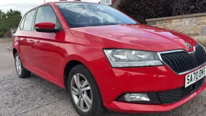 Used Skoda Fabia SE 60 HP (44 kW) 2020 Red Hatchback