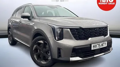 Used 2025 Kia Sorento SUV | £41,999 (Fair price)