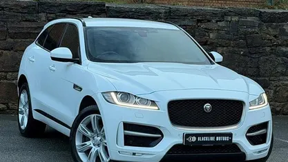 Begagnad Jaguar F-Pace R-Sport 180 HK (132 kW) 2018 Vit SUV