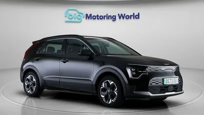 Used 2023 Kia Niro SUV | £16,400 (Fair price)
