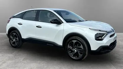 Used Citroën C4 PureTech 101 HP (74 kW) 2023 White SUV