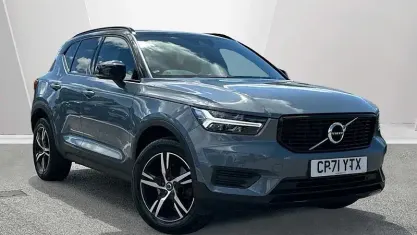 Used Volvo XC40 R-Design 197 HP (144 kW) 2021 SUV
