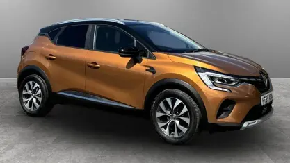 Used Renault Captur Iconic 116 HP (85 kW) 2020 Orange SUV