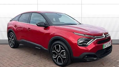 Red Used 2022 Citroën e-C4 Shine Hatchback | £11,665 (Fair price)