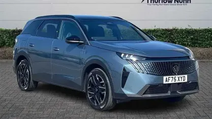Used Peugeot 5008 GTi 145 HP (106 kW) 2025 Blue SUV