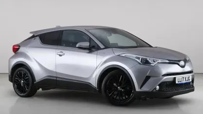 Used Toyota C-HR 122 HP (89 kW) 2017 Silver SUV