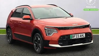 Used Kia Niro 150 kW (204 HP) 2023 Orange SUV