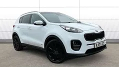 White Used 2017 Kia Sportage 3 SUV | £10,240 (Fair price)