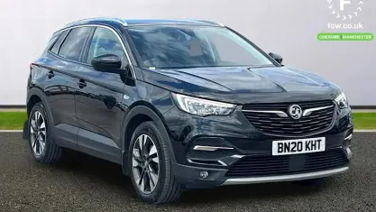 Käytetty Vauxhall Grandland X SRi 131 HP (96 kW) 2021 Katumaasturi