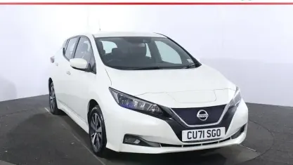 Used Nissan Leaf Acenta 110 kW (150 HP) 2021 White Hatchback