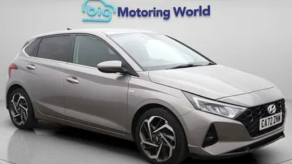 Used Hyundai i20 Premium 101 HP (74 kW) 2023 Bronze Hatchback