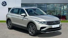 Ivory silver metallic Used 2023 VW Tiguan Elegance SUV | £27,687 (Fair price)