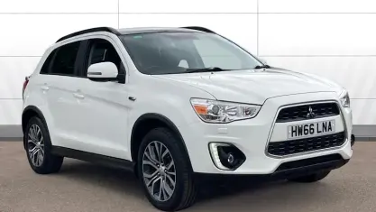Used Mitsubishi ASX 114 HP (83 kW) 2016 White SUV