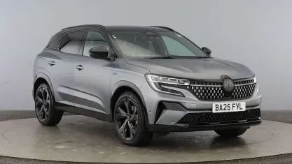 Used Renault Austral Techno Esprit Alpine 200 HP (147 kW) 2025 Grey/black  SUV