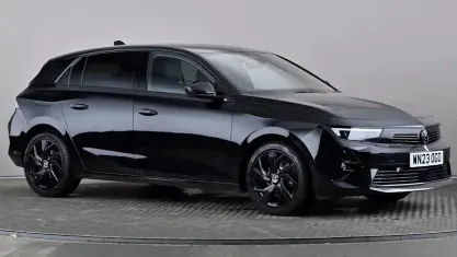 Used Vauxhall Astra 131 HP (96 kW) 2023 Black Hatchback