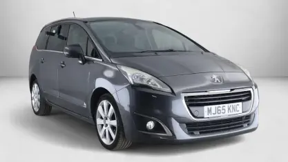 Used Peugeot 5008 Allure 120 HP (88 kW) 2016 Estate