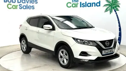 Begagnad Nissan Qashqai Acenta Premium 140 HK (102 kW) 2020 SUV