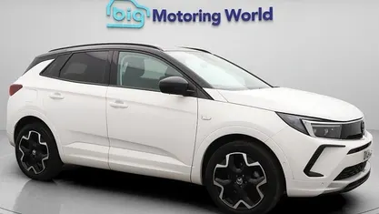 White Used 2024 Vauxhall Grandland X Ultimate SUV | £17,200 (Good price)