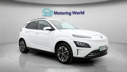Used Hyundai Kona Premium 150 kW (204 HP) 2022 White SUV