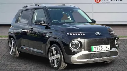Pearl abyss black Used 2025 Hyundai Inster Hatchback | £20,750 (Fair price)