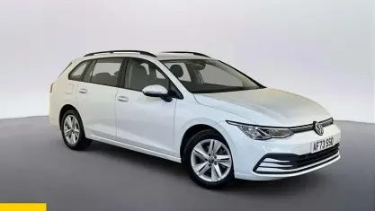 Second-hand VW Golf VIII Life 150 CP (110 kW) 2023 Alb Break