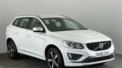 Used Volvo XC60 R-Design 190 HP (139 kW) 2017 White SUV