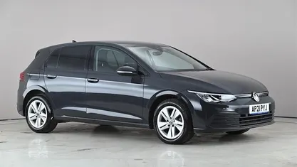 Used VW Golf VIII Life 110 HP (80 kW) 2024 Hatchback