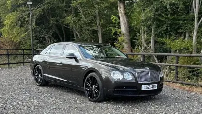 Used Bentley Flying Spur 507 HP (372 kW) 2016 Black Sedan