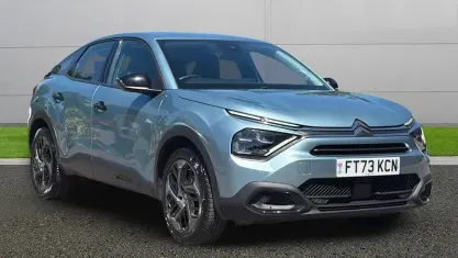 Used Citroën C4 PureTech 101 HP (74 kW) 2023 Blue SUV