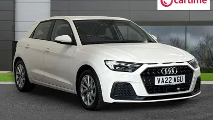 Used Audi A1 Sportback Sport 95 HP (69 kW) 2022 White Hatchback