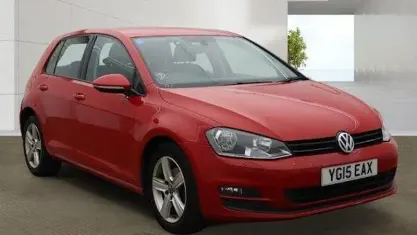 Used VW Golf VII Match 105 HP (77 kW) 2015 Hatchback