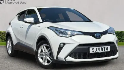 Used Toyota C-HR 122 HP (89 kW) 2021 White SUV