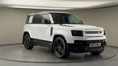 Fuji white Used 2023 Land Rover Defender SE Dynamic SUV | £56,000 (Fair price)
