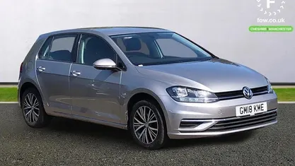 Used VW Golf VII SE 110 HP (80 kW) 2018 Hatchback