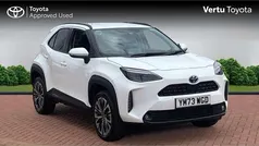 White Used 2023 Toyota Yaris Cross SUV | £23,999 (Fair price)