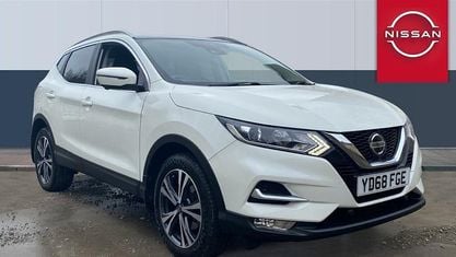 Używany Nissan Qashqai N-Connecta 116 KM (85 kW) 2018 Biały SUV