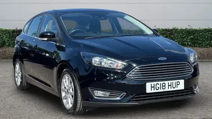 Second-hand Ford Focus Titanium 125 CP (91 kW) 2017 Negru Hatchback