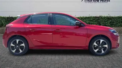 Used Vauxhall Corsa-e 100 kW (136 HP) 2022 Red Hatchback