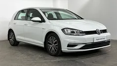 Used 2018 VW Golf VII SE Hatchback | £13,095 (Fair price)